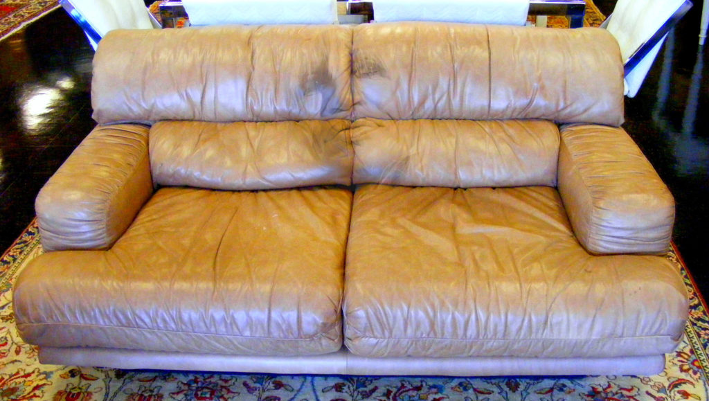 The miracle leather Versofa of Brunswick.