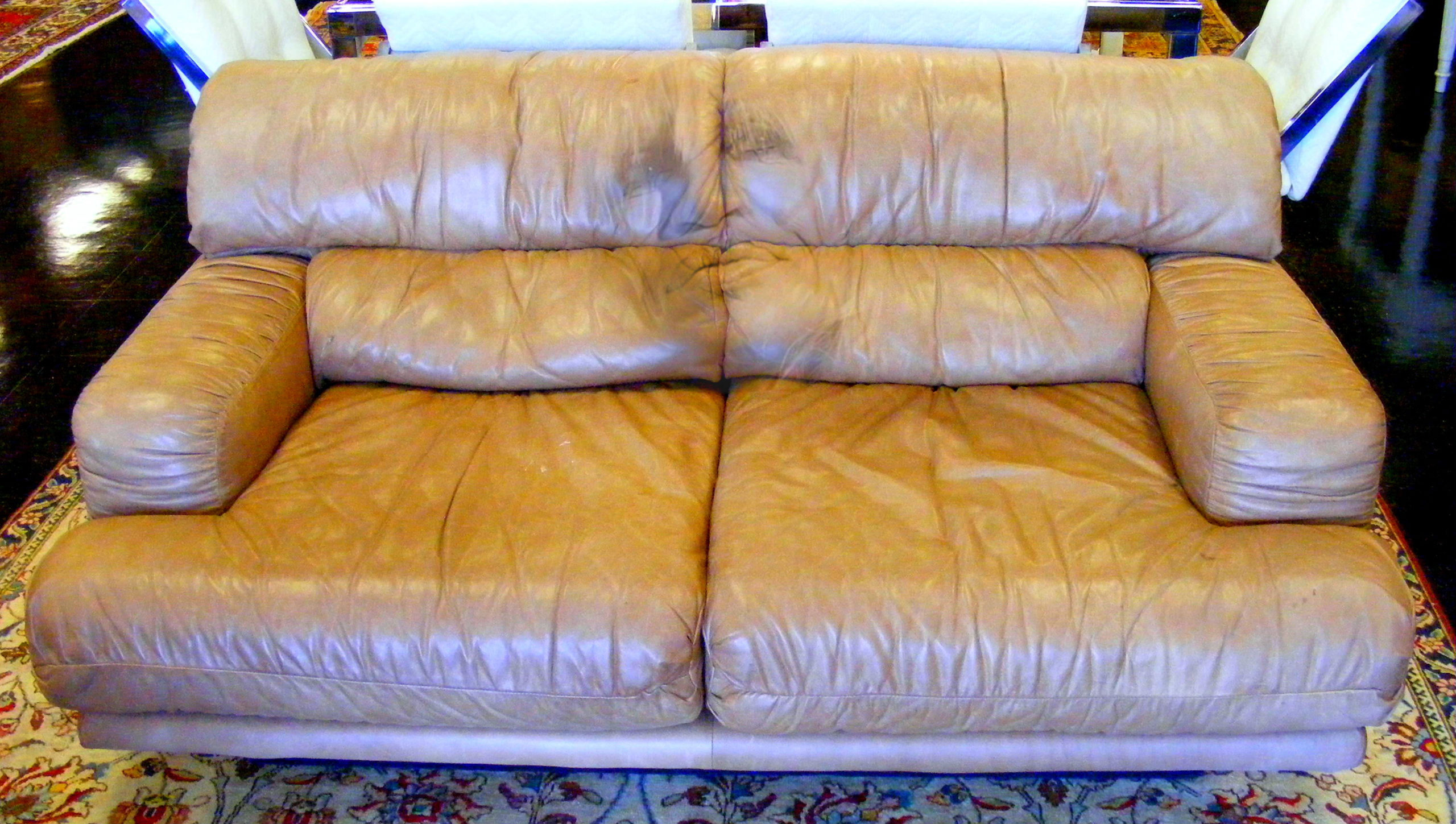 The miracle leather Versofa of Brunswick.